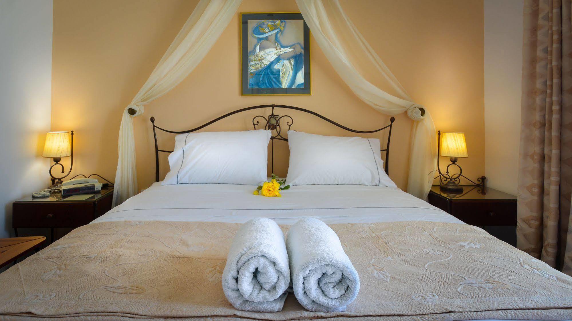 Sunset Studios And Apartments For Adults Over 21 Only Naousa  Bagian luar foto